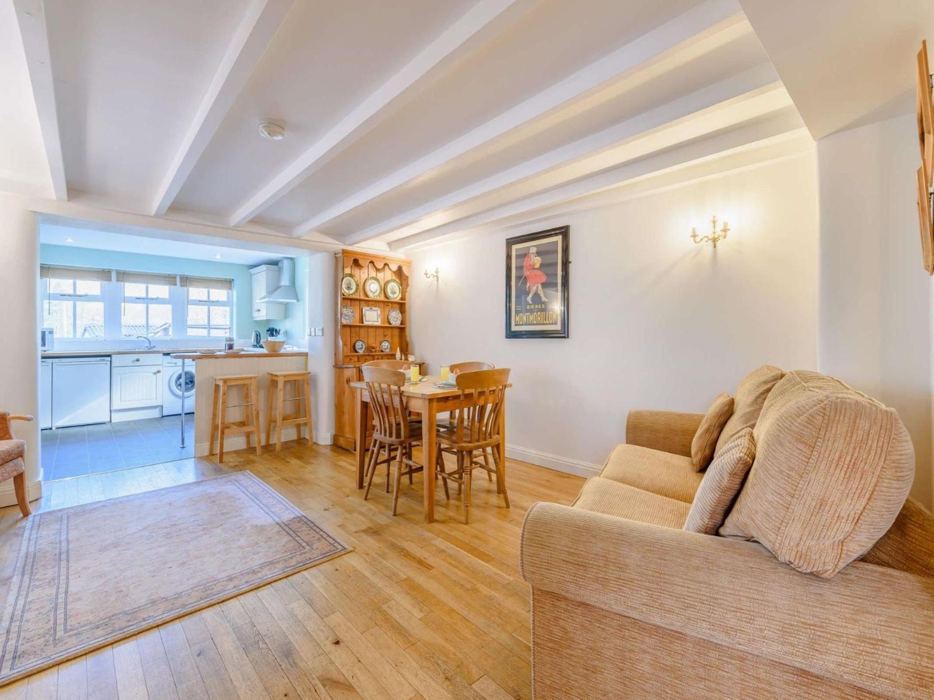 1 Bed In Combs Pk682 Villa Taxal Kültér fotó